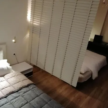 On Clock Square D1 Appartement *