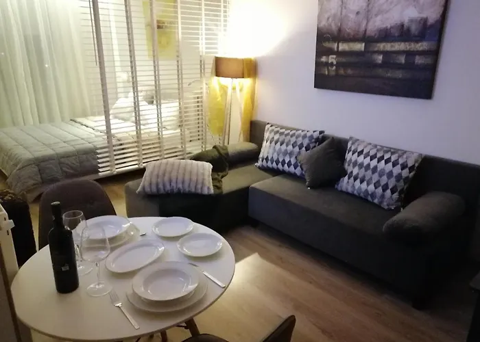 Appartement On Clock Square D1 *